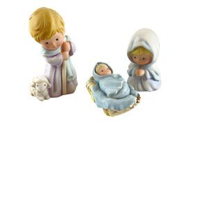 Set of 3 Avon Nativity Mary Joseph Baby Jesus Porcelain 1986